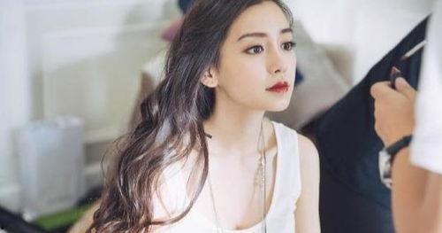 看到明星真人,光环背后的故事