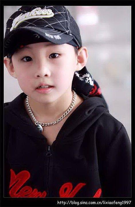 侯高俊杰资料,多才多艺的青年演员，演艺事业的多面手