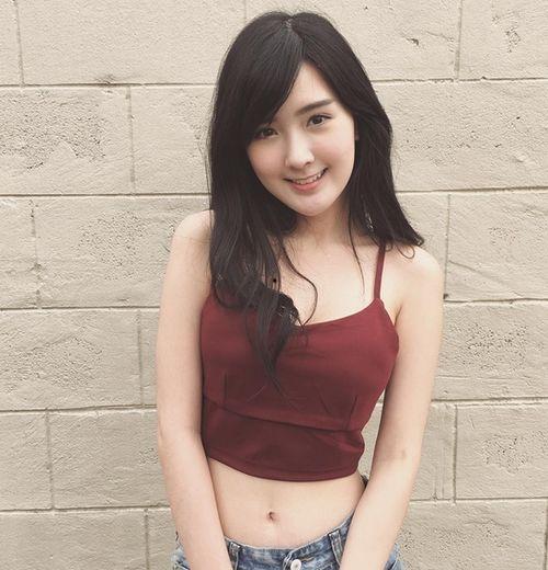 泰国43岁女网红,逆袭人生，从素人到网络红星的蜕变之路