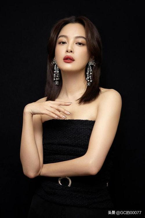 辛芷蕾照片,光影交织下的魅力演绎